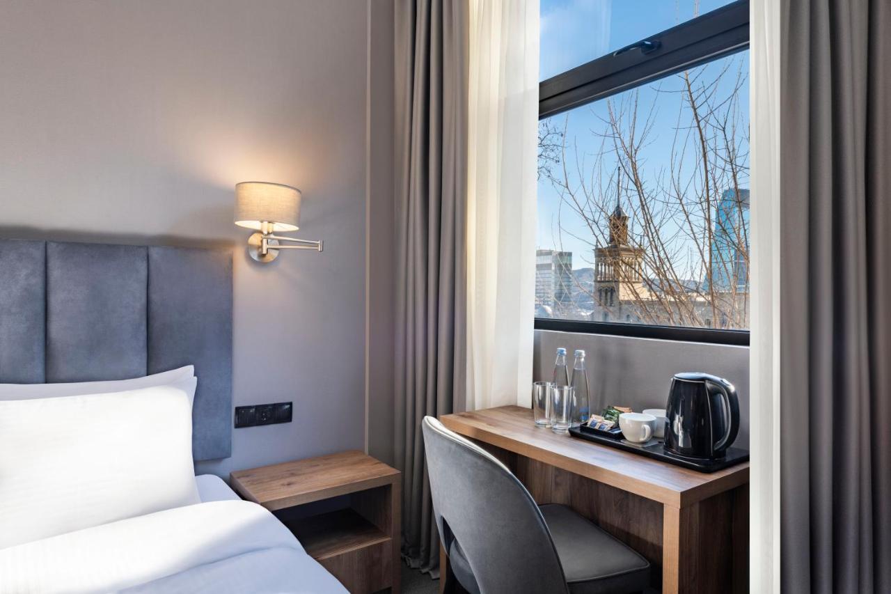 Barnovi Boutique Hotel Tbilisi Bagian luar foto